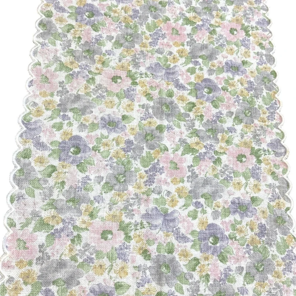 Cotton Linen table runner Vintage Floral Made in Austria Flowers 38‎ x 13.5
